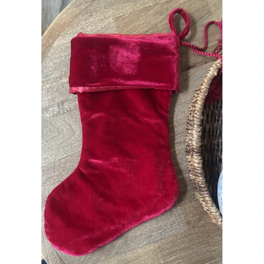 Wondershop Target Initial Monogram Velvet 19